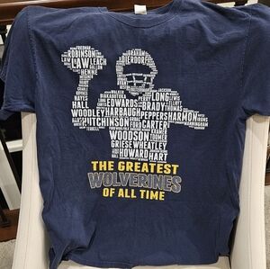 Mens  Wolverines/U of M ."The Greatest Wolverines Of All Time!"  Shirt. Size L